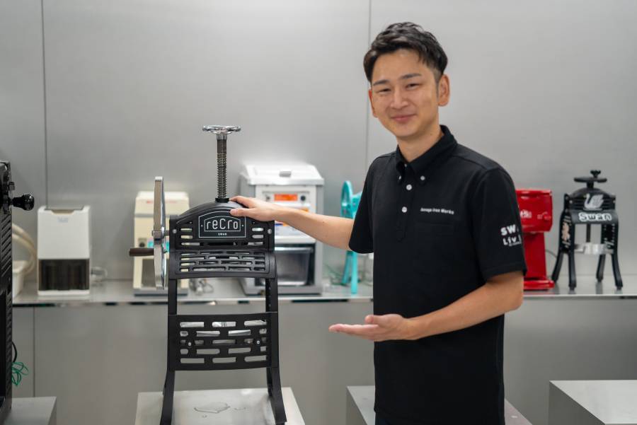 池永鉄工株式会社の尾花様
